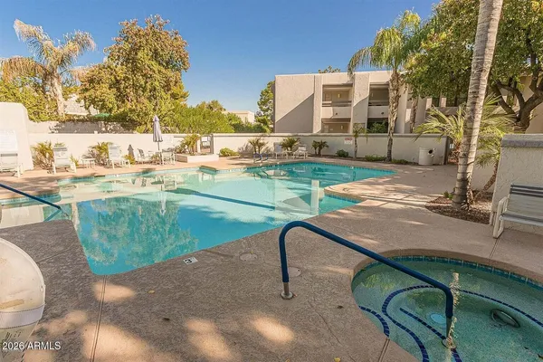 $2,395 | 5225 North 24th Street, Unit 201, Phoenix, AZ 85016