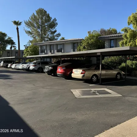 $2,395 | 5225 North 24th Street, Unit 201, Phoenix, AZ 85016