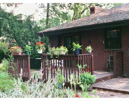 461 Woodland Road Pittsburgh, PA 15237 - Photo 3 of 8