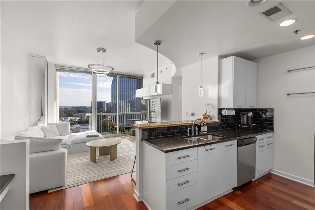 3324 Peachtree Road Northeast, Unit 1304 Atlanta, GA 30326 - Photo 5 of 53