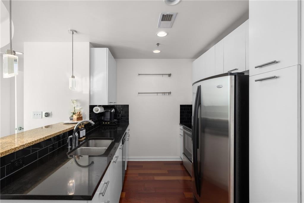 3324 Peachtree Road Northeast, Unit 1304 Atlanta, GA 30326 - Photo 6 of 53