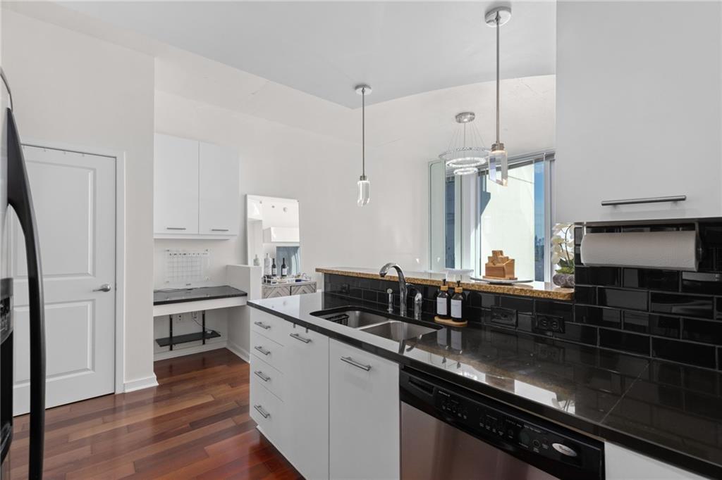 3324 Peachtree Road Northeast, Unit 1304 Atlanta, GA 30326 - Photo 10 of 53