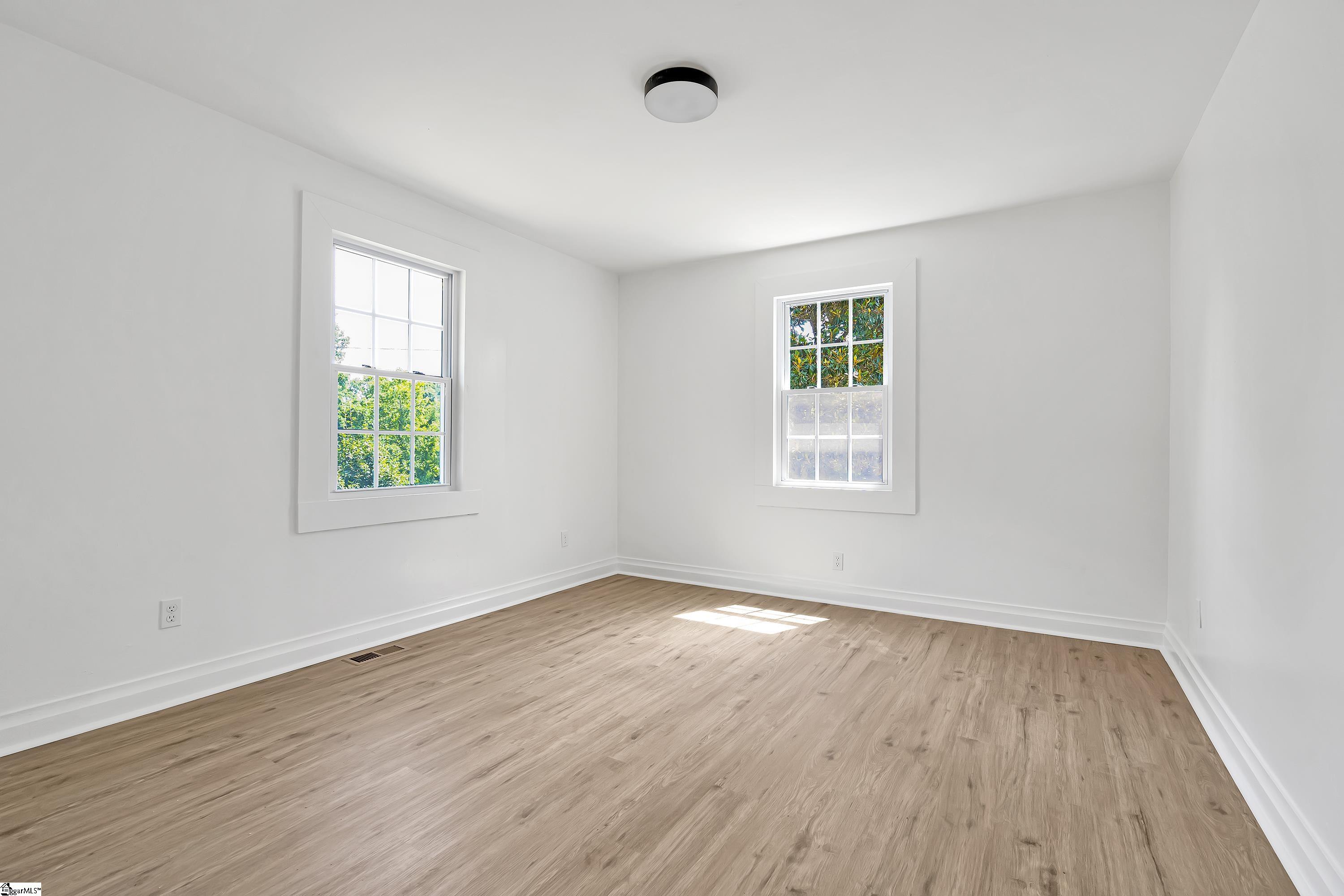 302 Old Norris Road Liberty, SC 29657 - Photo 13 of 23 Gallery Image 13