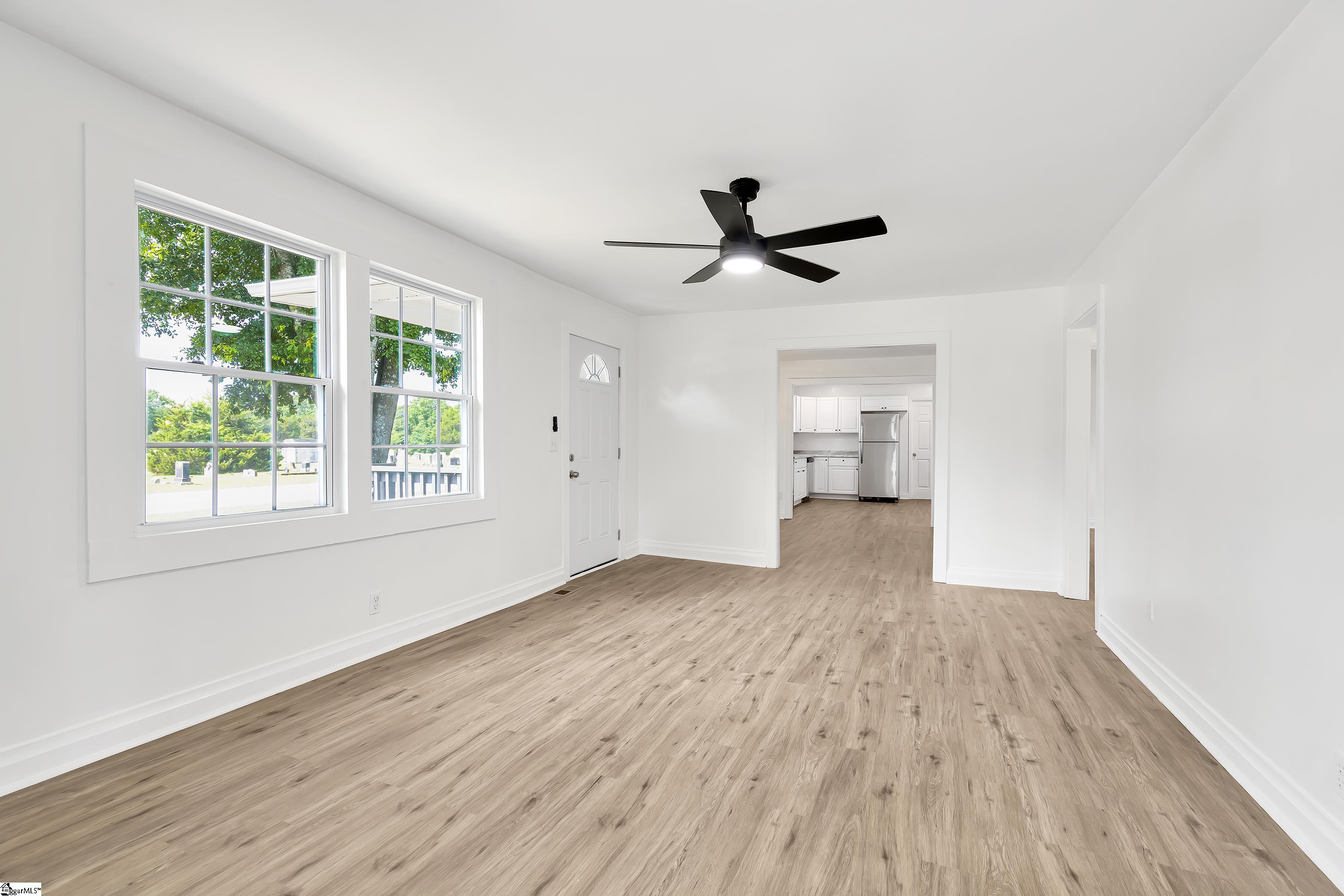 302 Old Norris Road Liberty, SC 29657 - Photo 3 of 23 Gallery Image 3