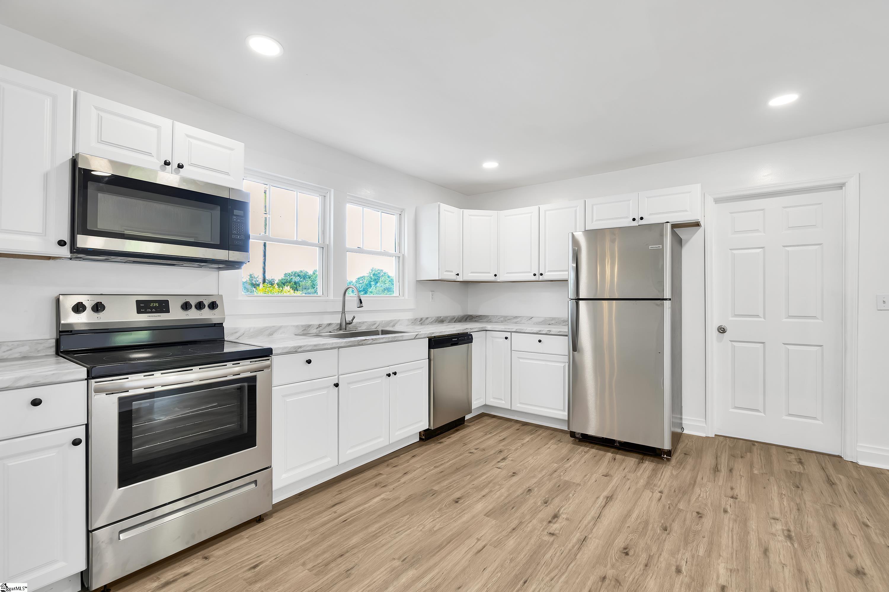 302 Old Norris Road Liberty, SC 29657 - Photo 6 of 23 Gallery Image 6