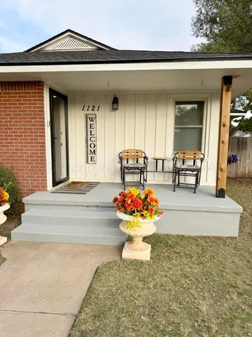 $269,500 | 1121 Oak Avenue, Dalhart, TX 79022