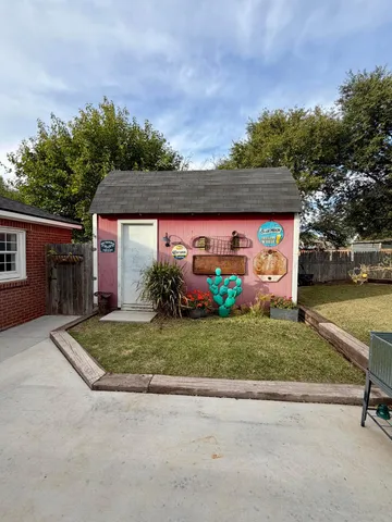 $269,500 | 1121 Oak Avenue, Dalhart, TX 79022