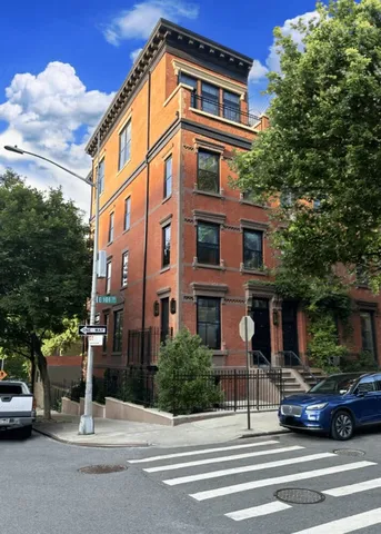 $4,895,000 | 1341 Park Avenue | East Harlem