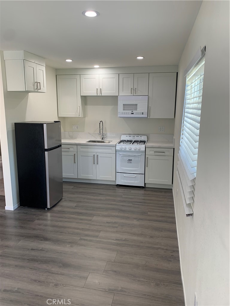 470 Highlander Drive Riverside, CA 92507 - Photo 6 of 9