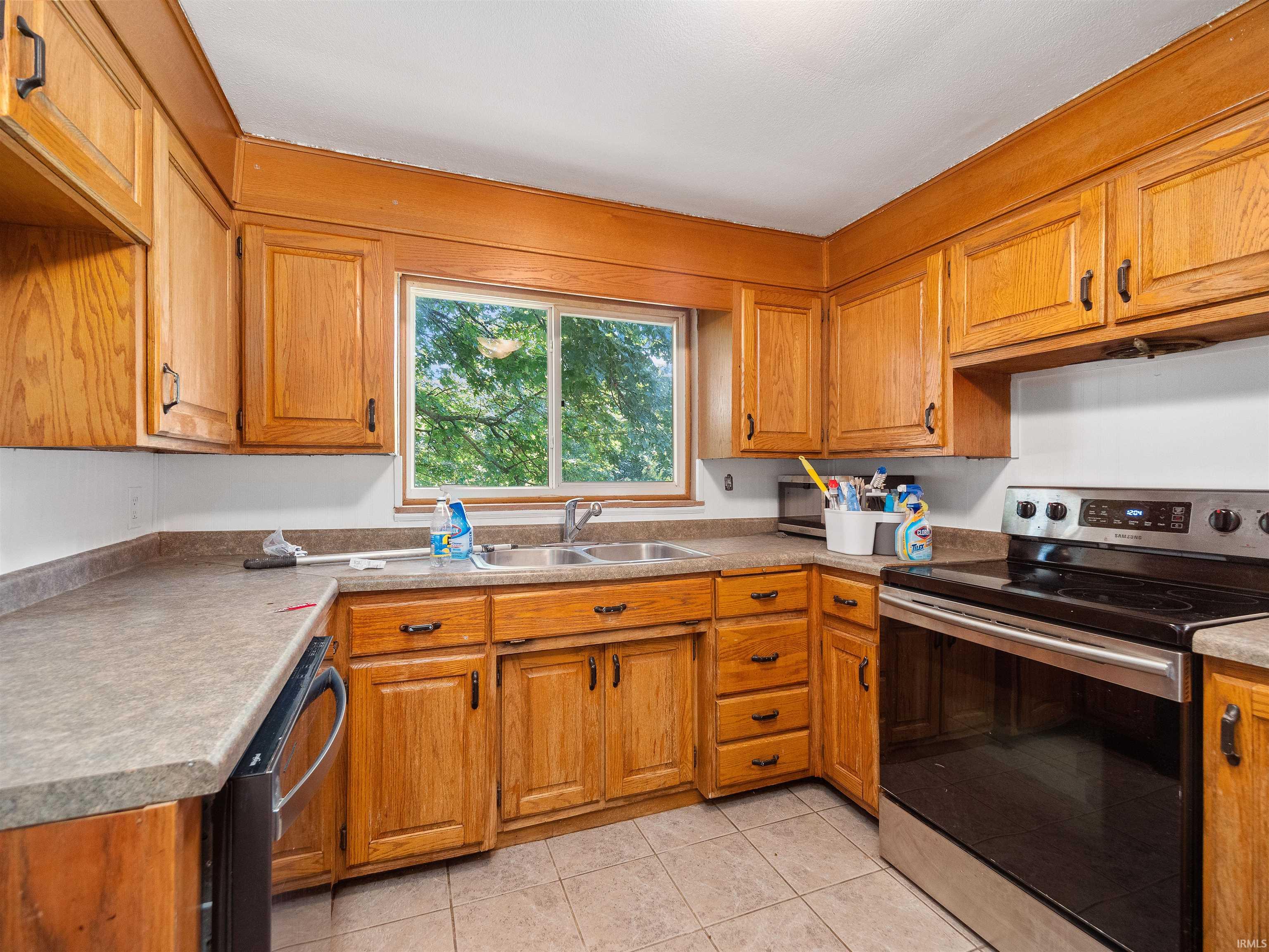1515 Reckeweg Road Fort Wayne, IN 46804 - Photo 12 of 36
