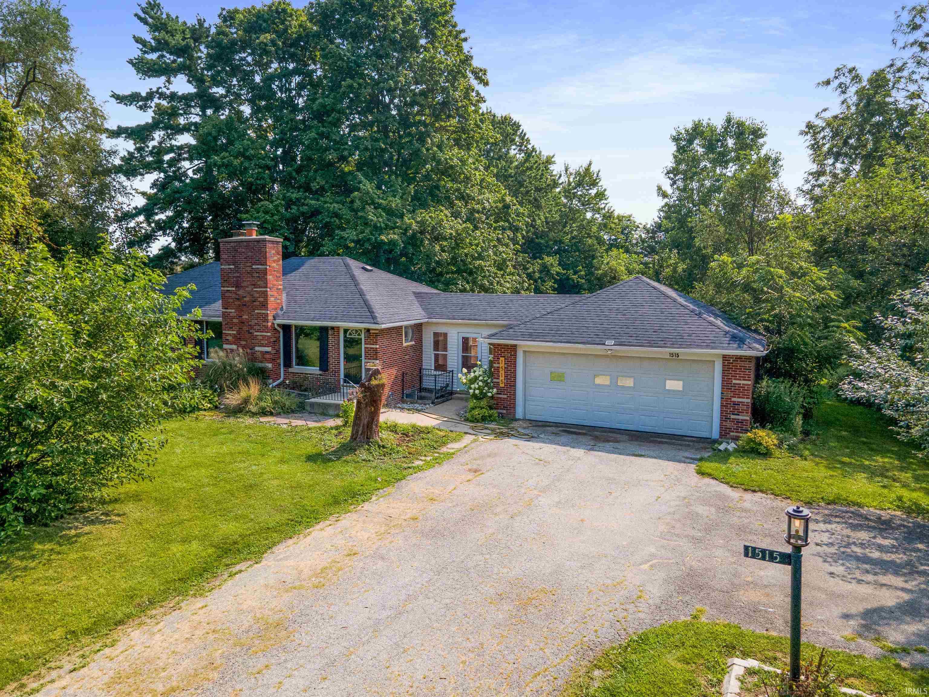 1515 Reckeweg Road Fort Wayne, IN 46804 - Photo 3 of 36