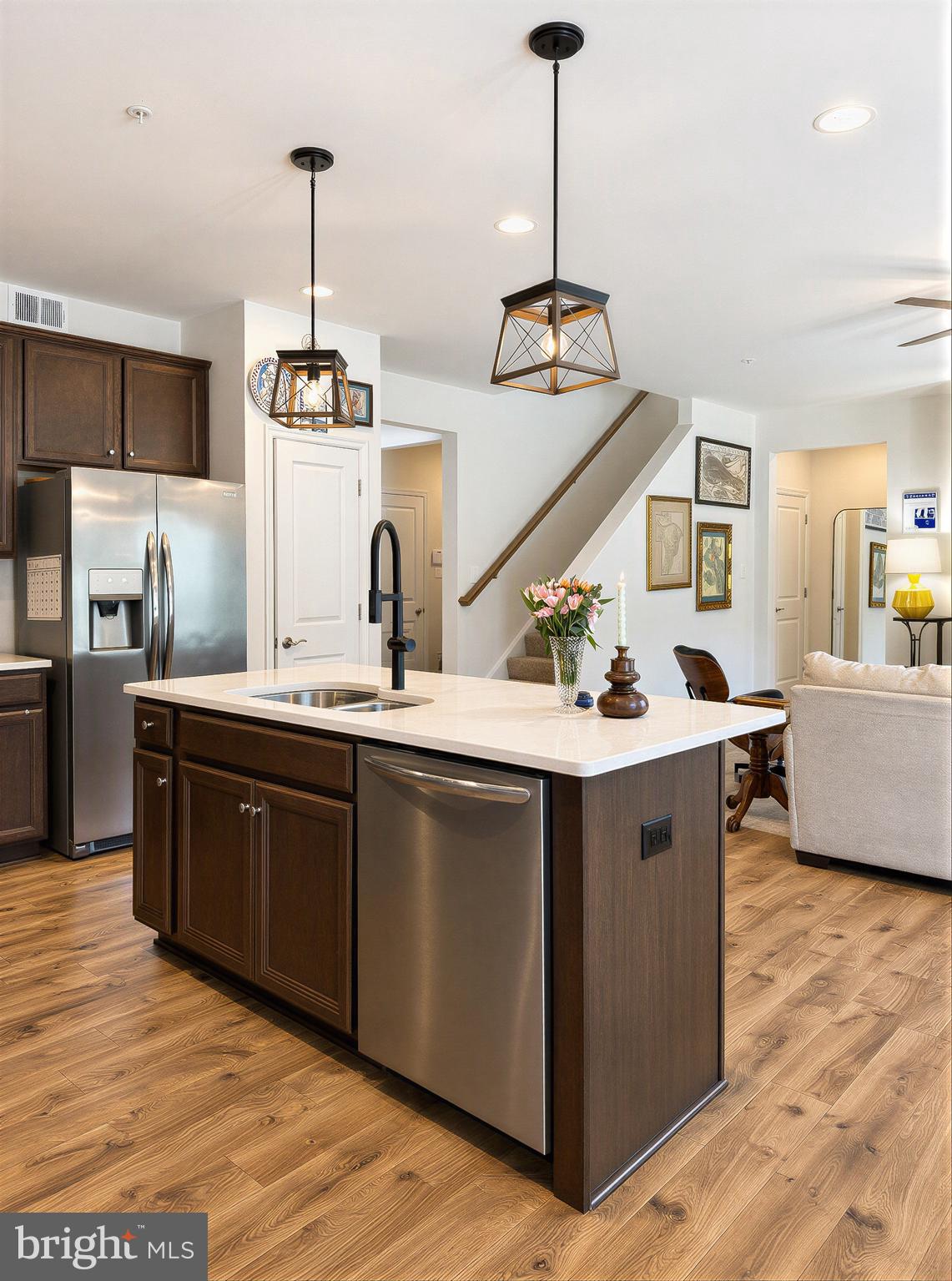 43889 Tallwood Road California, MD 20619 - Photo 26 of 63 Pendant and recessed lights