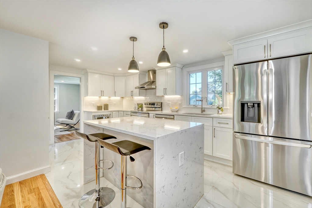 26 Magnolia Road Melrose, MA 02176 - Photo 11 of 32 Gallery Image 11