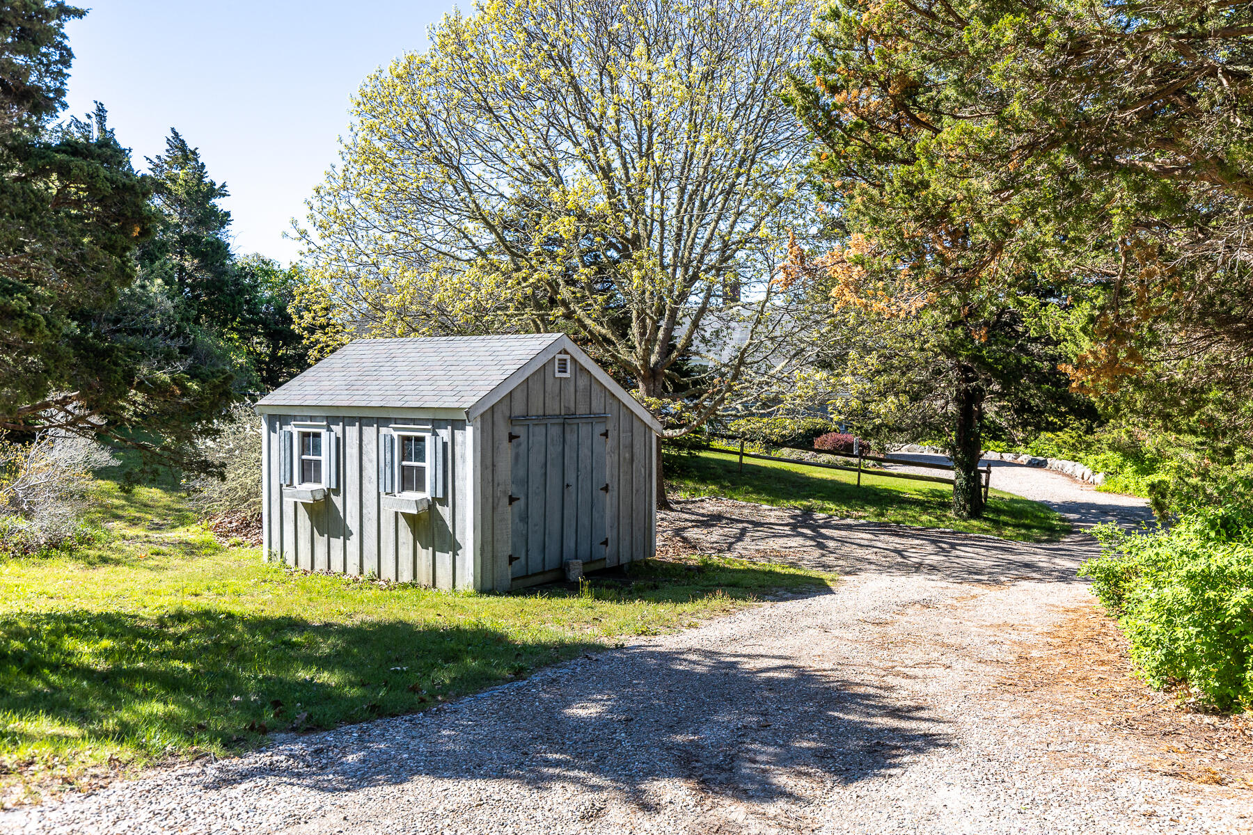 39 Sparrowhawk Road Orleans, MA 02653 - Photo 6 of 40 a view of a house with a yard