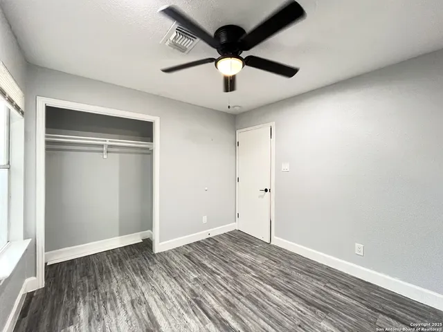 $895 | 7569 Windsor Oaks, San Antonio, TX 78239