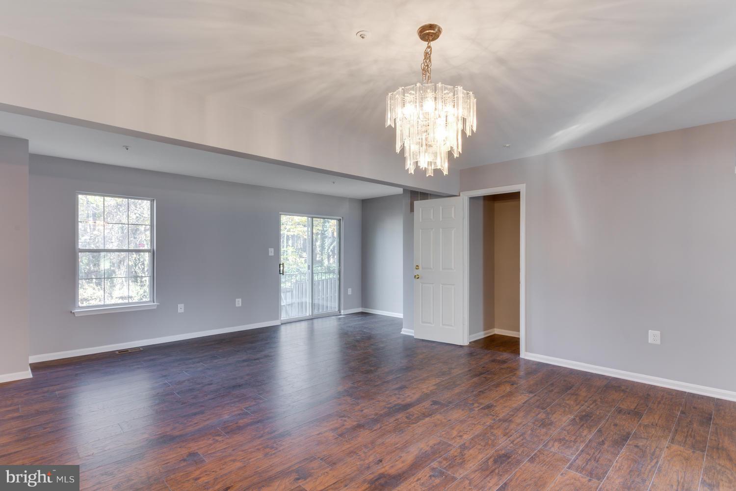 6567 Ronald Road Capitol Heights, MD 20743 - Photo 17 of 29 Dining / Living Room