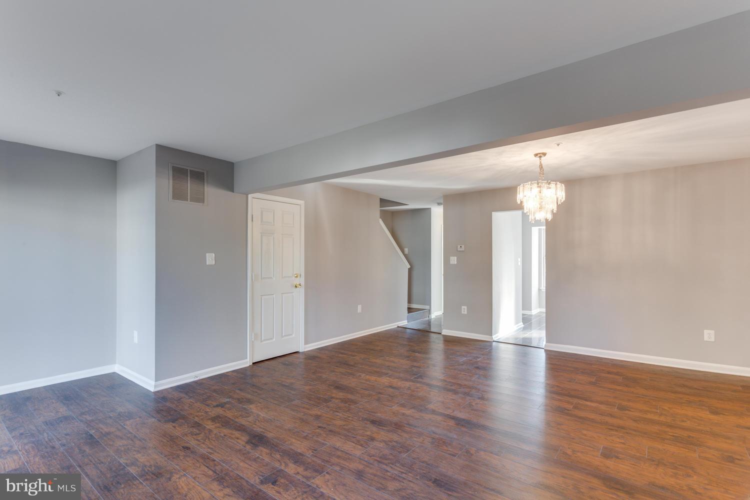 6567 Ronald Road Capitol Heights, MD 20743 - Photo 19 of 29 Dining / Living Room
