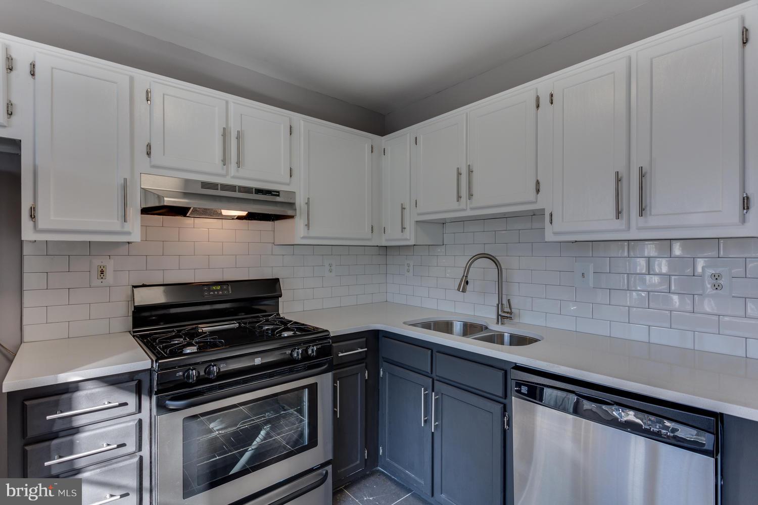 6567 Ronald Road Capitol Heights, MD 20743 - Photo 8 of 29 Kitchen