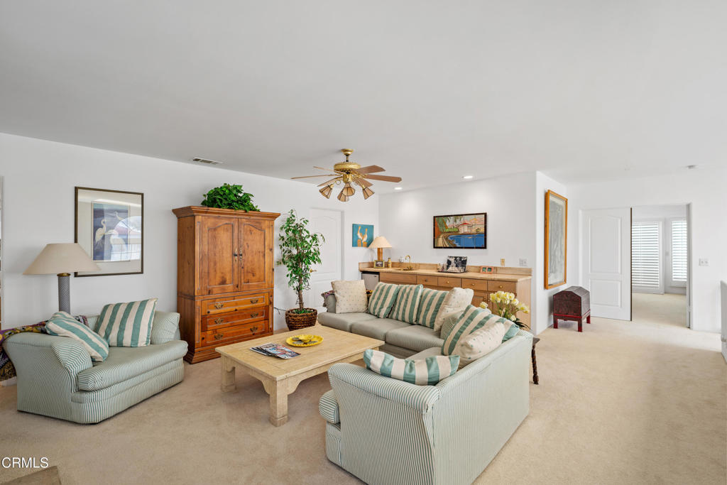 2000 Peninsula Road Oxnard, CA 93035 - Photo 26 of 37