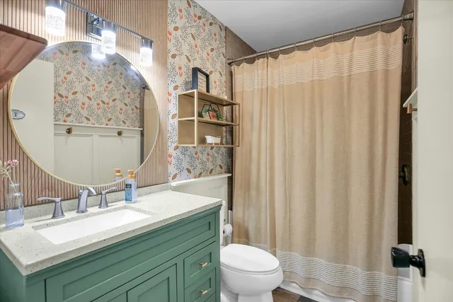 $695,000 | 1010 Parkview Drive, Mahomet, IL 61853