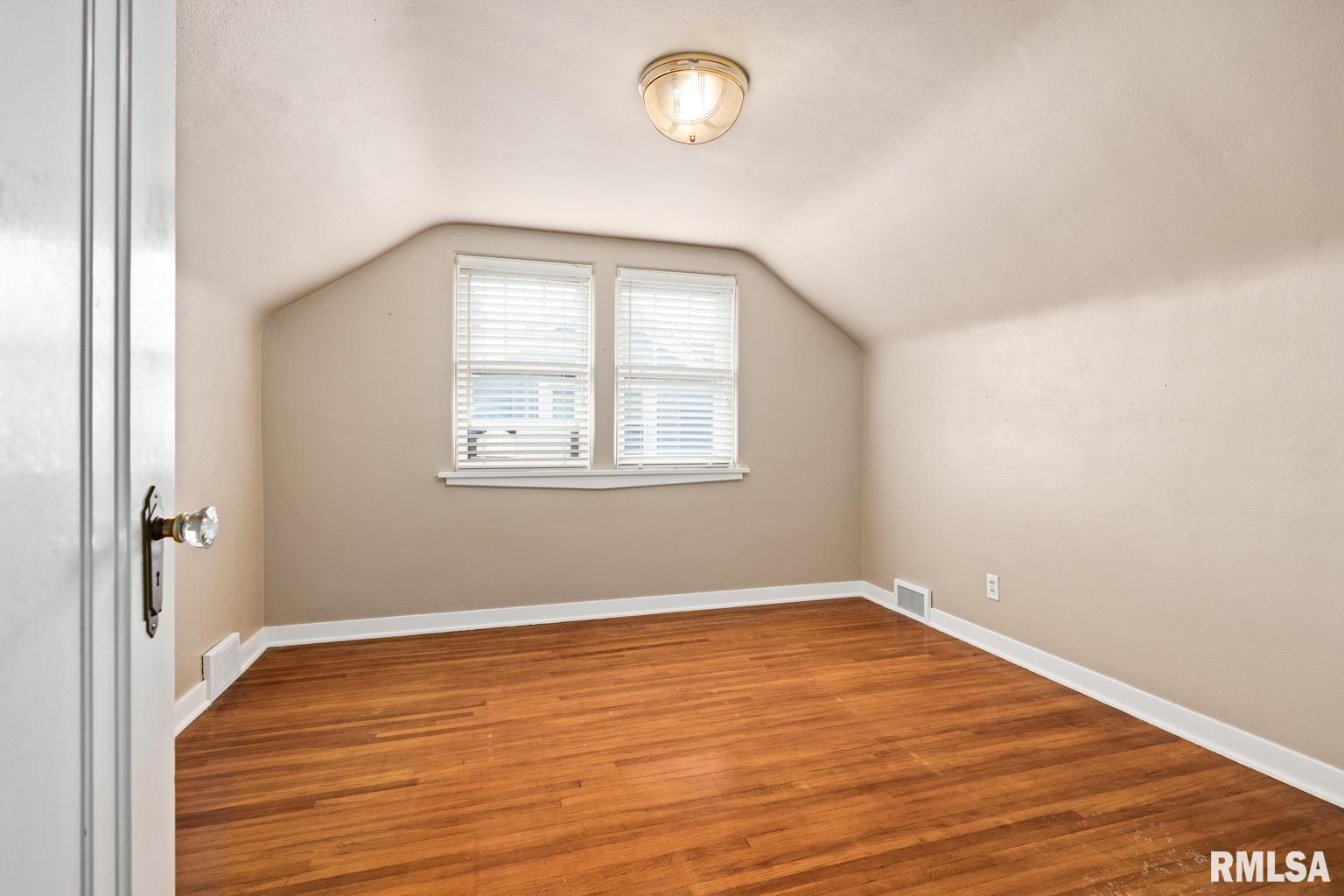 519 East Madison Street Morton, IL 61550 - Photo 21 of 40
