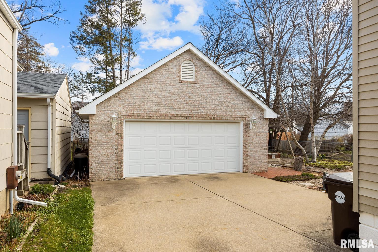 519 East Madison Street Morton, IL 61550 - Photo 33 of 40