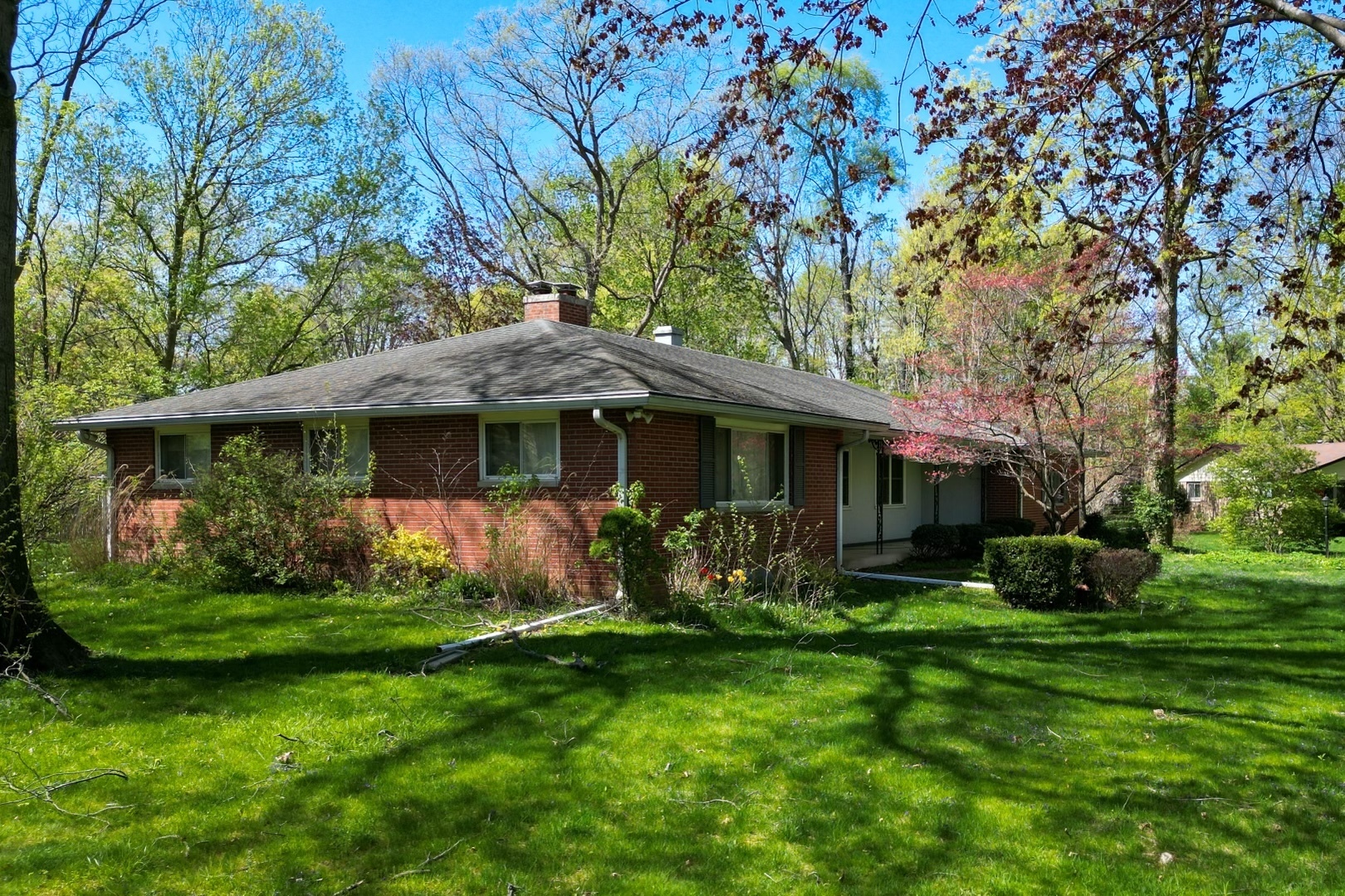 8820 Cholla Road Indianapolis, IN 46240 - Photo 5 of 25 Gallery Image 5