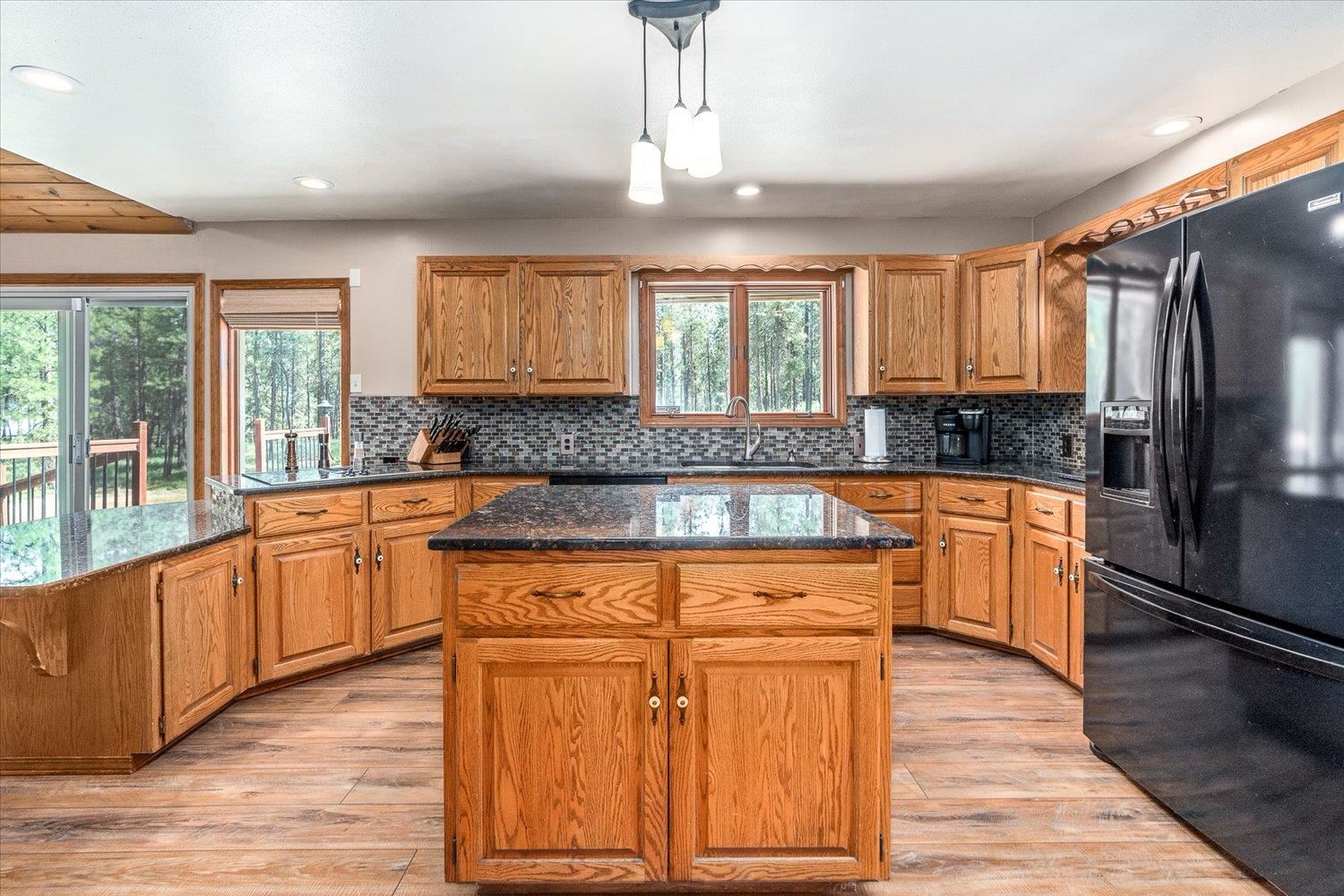 9604 South Cedar Rim Lane Spokane, WA 99224 - Photo 11 of 46 Gallery Image 11