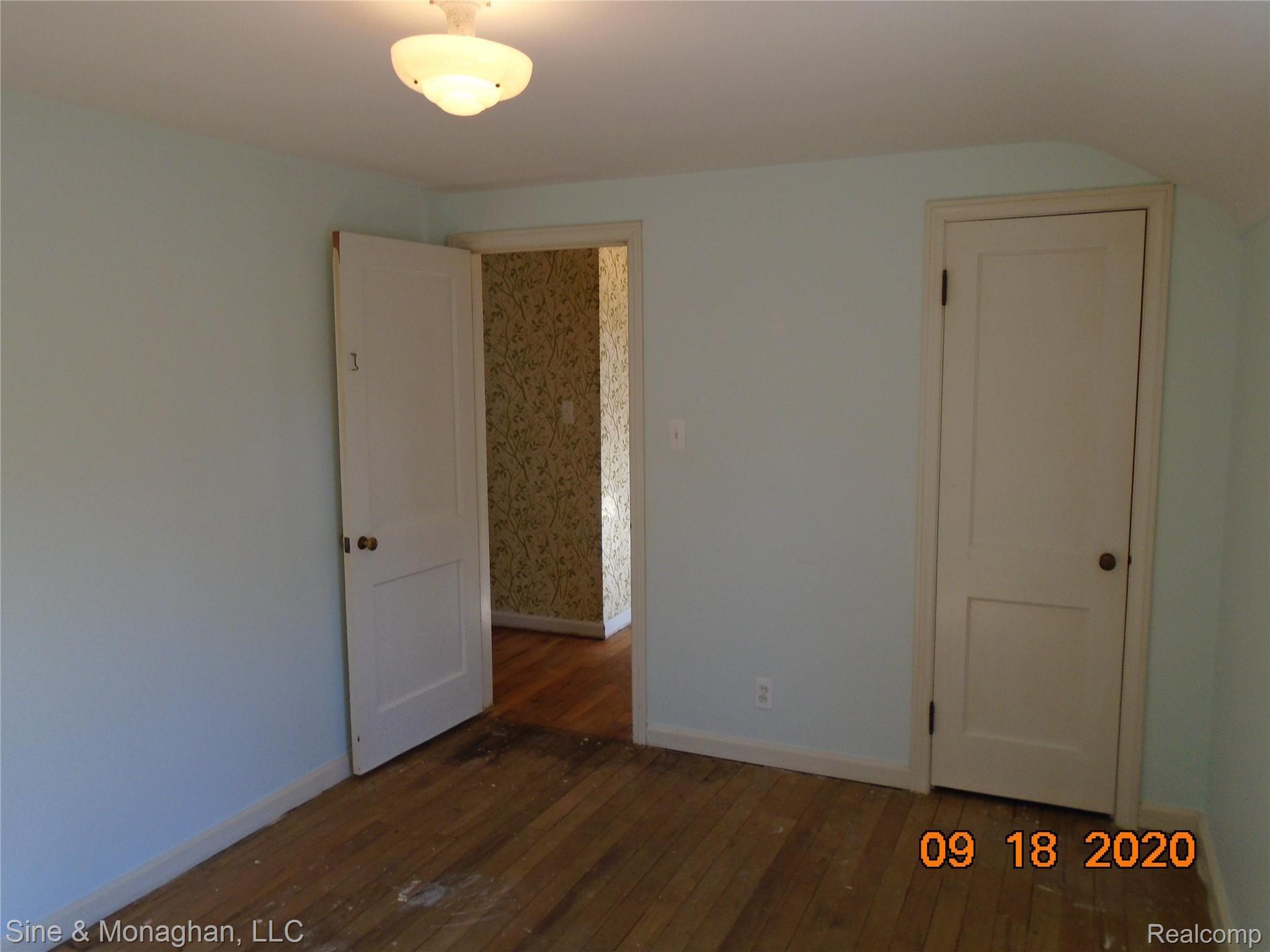 225 McMillan Road Grosse Pointe, MI 48236 - Photo 23 of 35 Bedroom #3 View 2