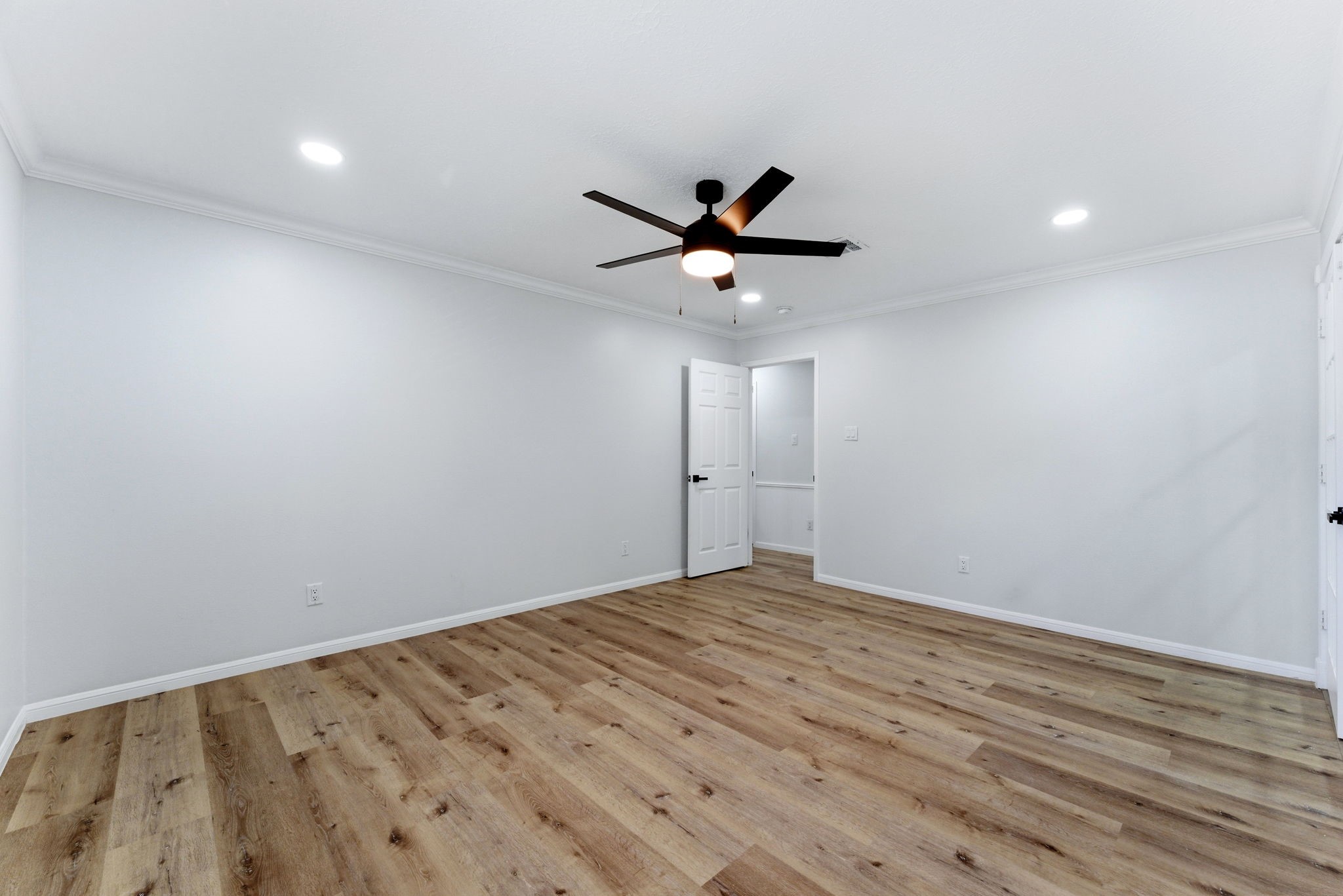 5203 Woodville Lane Spring, TX 77379 - Photo 45 of 50 Spacious and move-in ready!