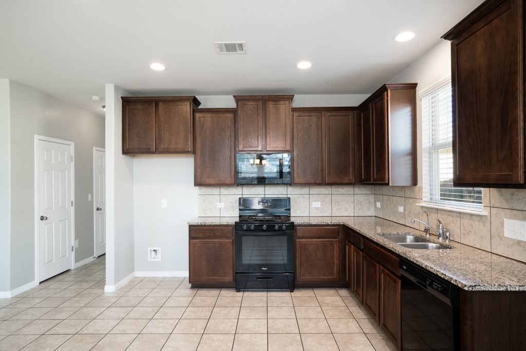 156 Triumph Road Buda, TX 78610 - Photo 10 of 24