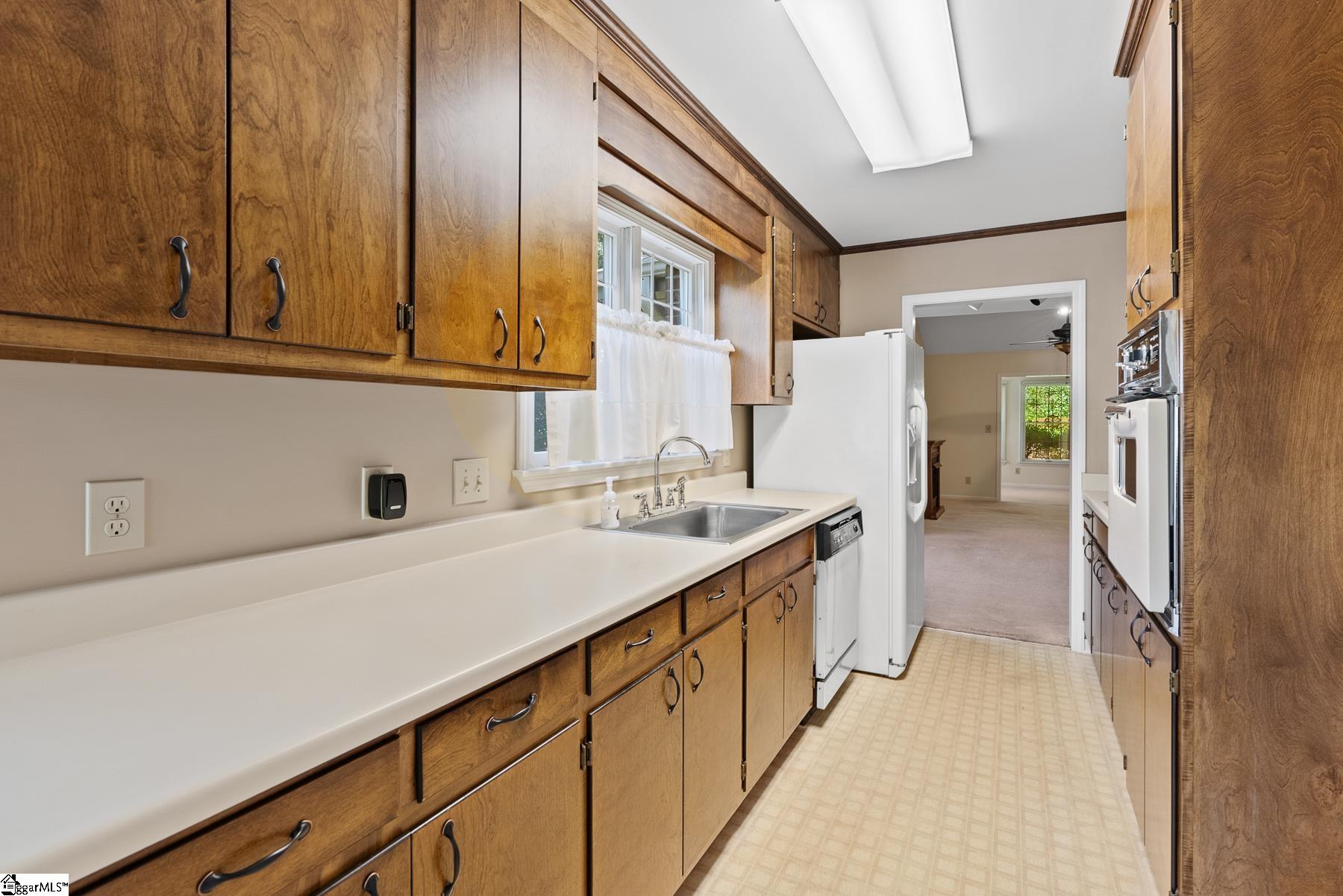 127 Hummingbird Ridge Greenville, SC 29605 - Photo 9 of 25 Gallery Image 9