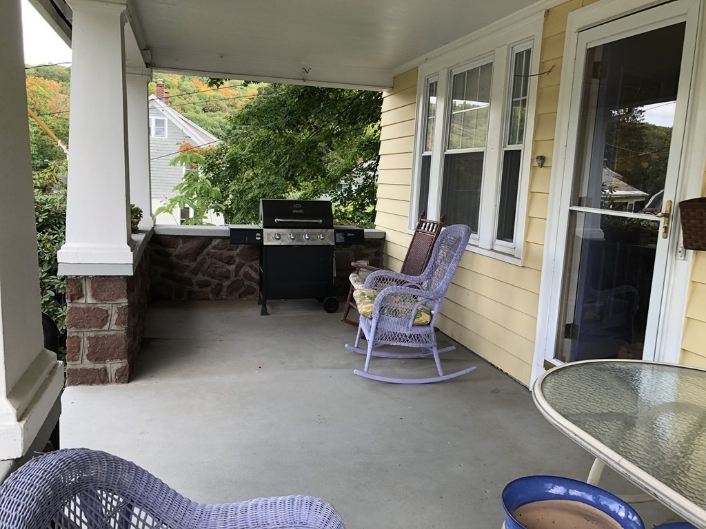 70 Riddell Street Greenfield, MA 01301 - Photo 6 of 29 Gallery Image 6