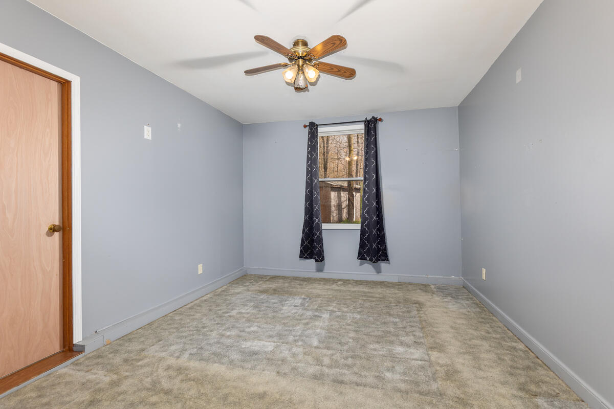 11718 Federal Road Morley, MI 49336 - Photo 18 of 31
