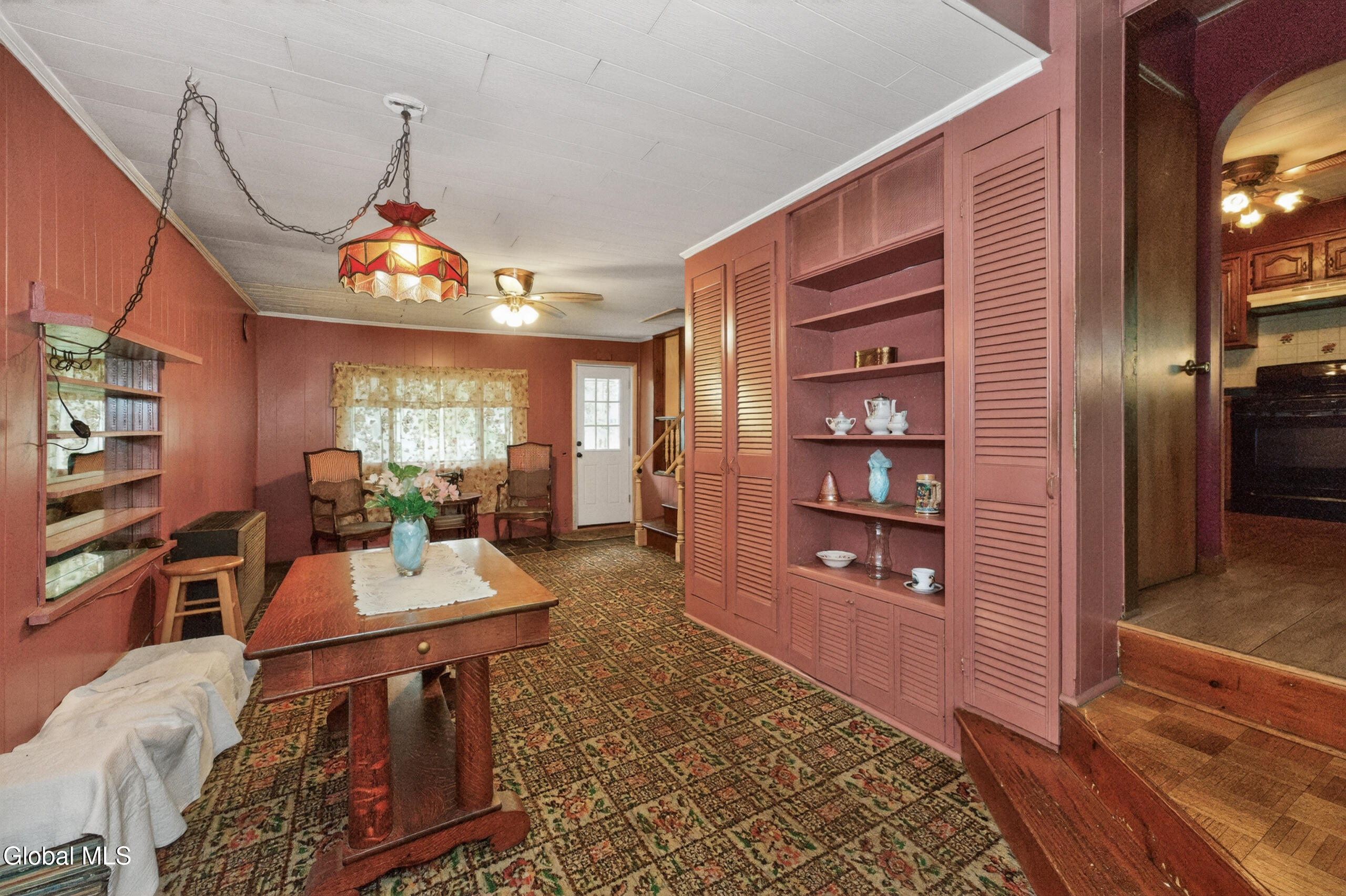1026 Dudley Road Rotterdam, NY 12303 - Photo 7 of 38 1 Entryway 4