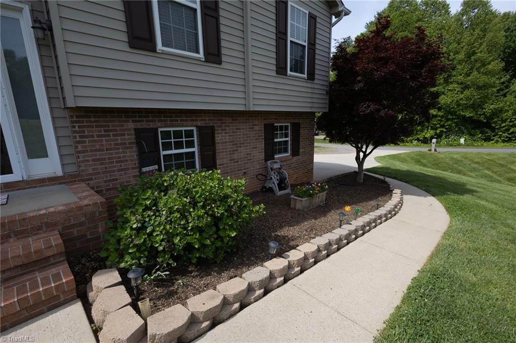 113 Stone Bridge Road Mount Airy, NC 27030 - Photo 4 of 50 Gallery Image 4
