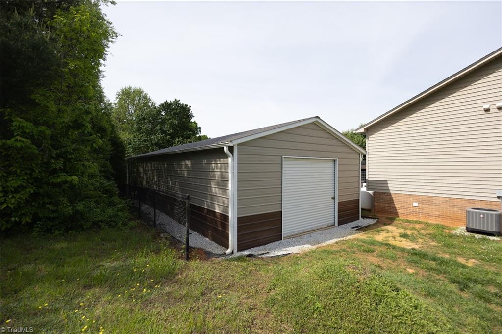 113 Stone Bridge Road Mount Airy, NC 27030 - Photo 6 of 50 Gallery Image 6