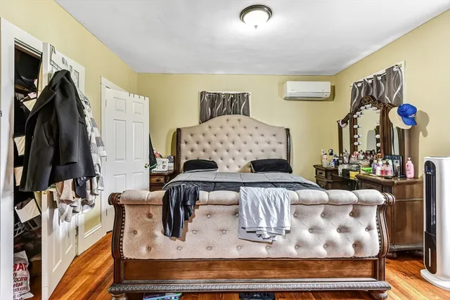 $849,900 | 14 Oakhurst Street, Boston, MA 02124