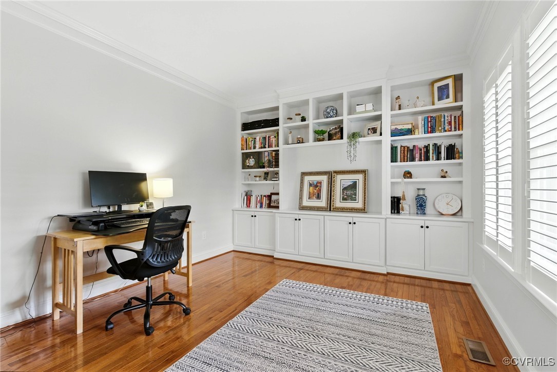2201 Vandover Road Henrico, VA 23229 - Photo 30 of 43 a view of a workspace with furniture and a window