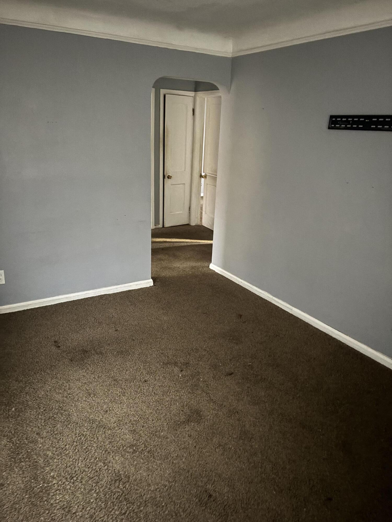 15819 Manning Street Detroit, MI 48205 - Photo 10 of 15 IMG_5207