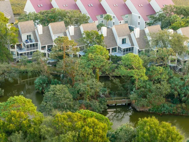 $535,000 | 213 Little Oak Island Drive, Folly Beach, SC 29439