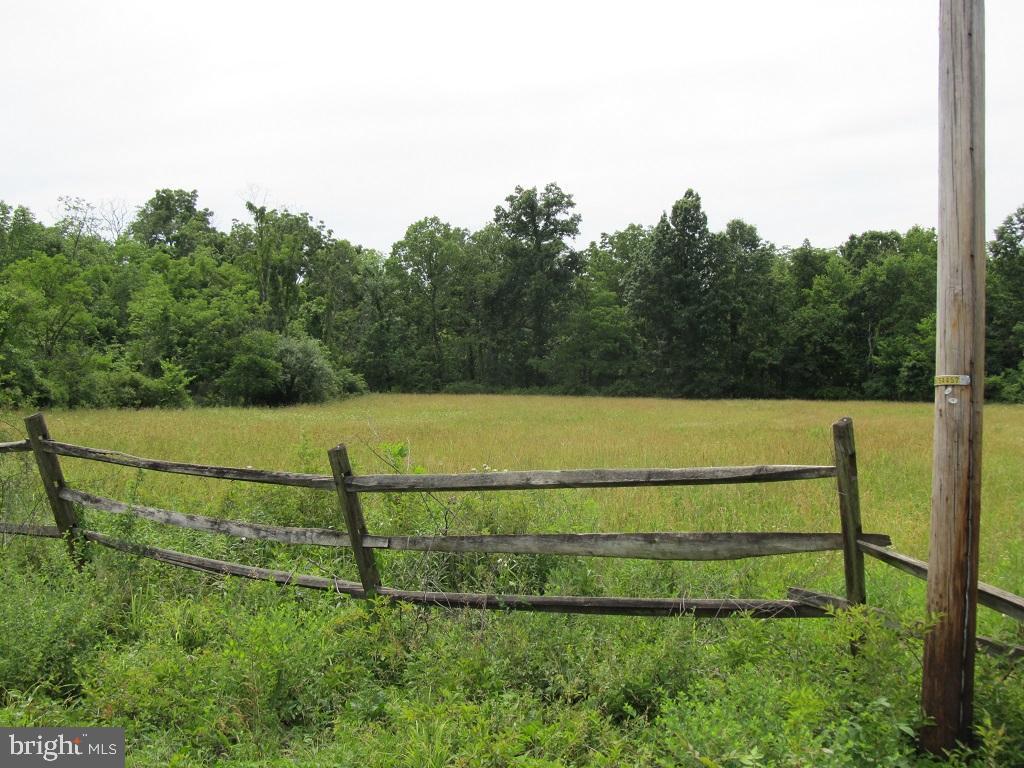 3 Middle Creek Road Fairfield, PA 17320 - Photo 7 of 10 a view of a tennis court with a small yard
