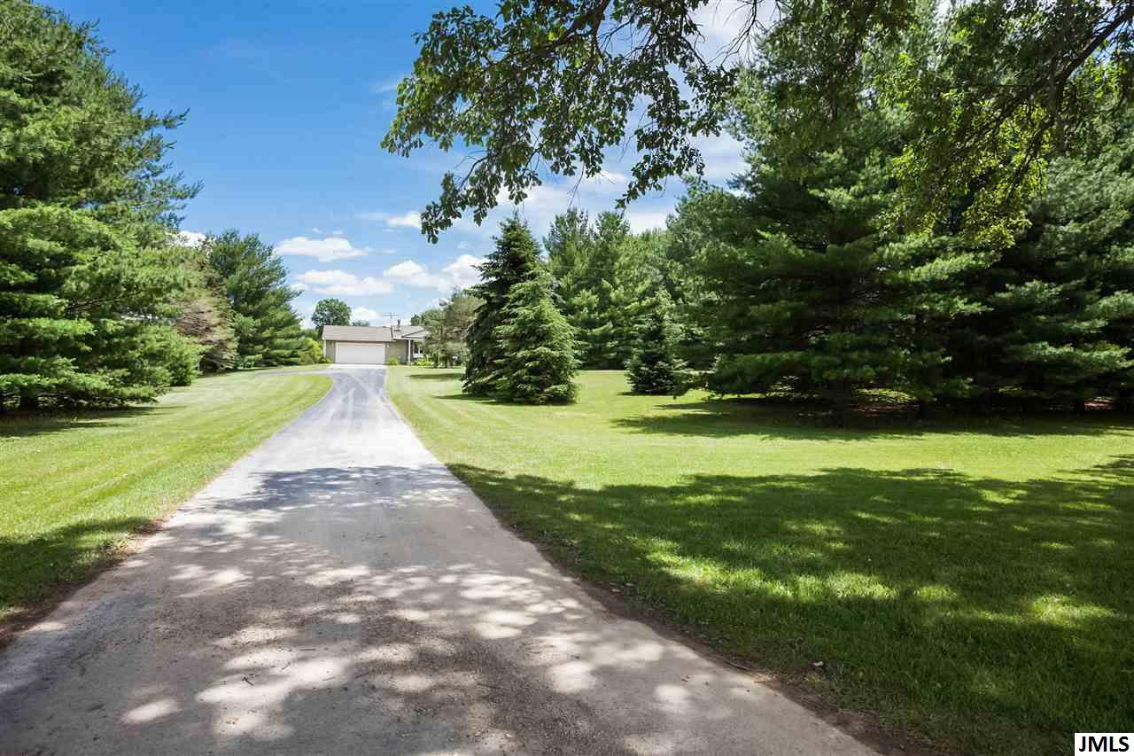 9745 Gates Road Clarklake, MI 49234 - Photo 3 of 36 Photo 3