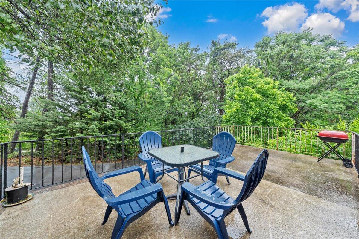 4508 Rosecrest Road Roanoke, VA 24018 - Photo 31 of 39 Patio