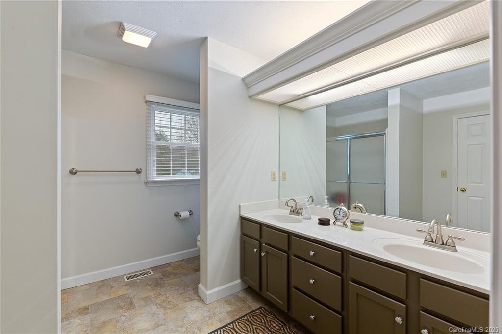 2304 Crymes Cove Road Waynesville, NC 28786 - Photo 13 of 28 Gallery Image 13