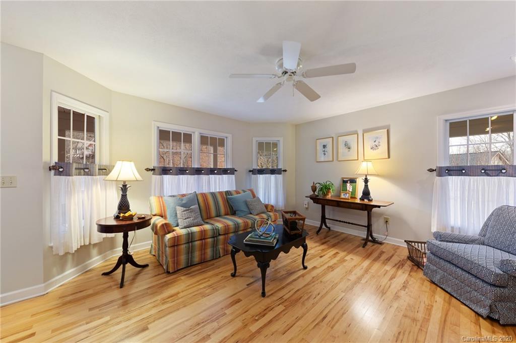 2304 Crymes Cove Road Waynesville, NC 28786 - Photo 3 of 28 Gallery Image 3