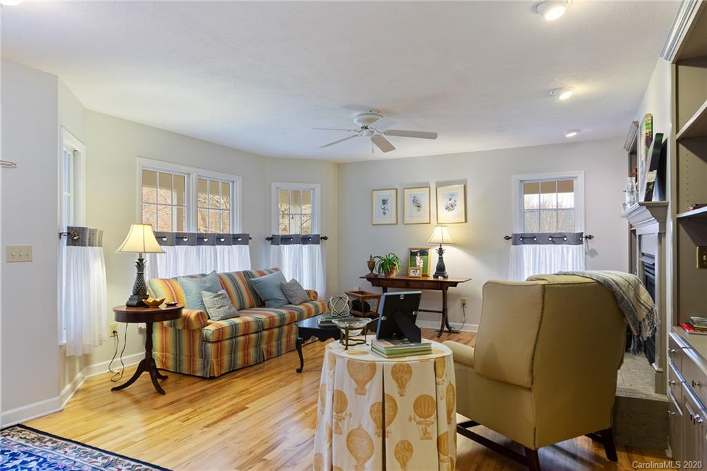 2304 Crymes Cove Road Waynesville, NC 28786 - Photo 4 of 28 Gallery Image 4