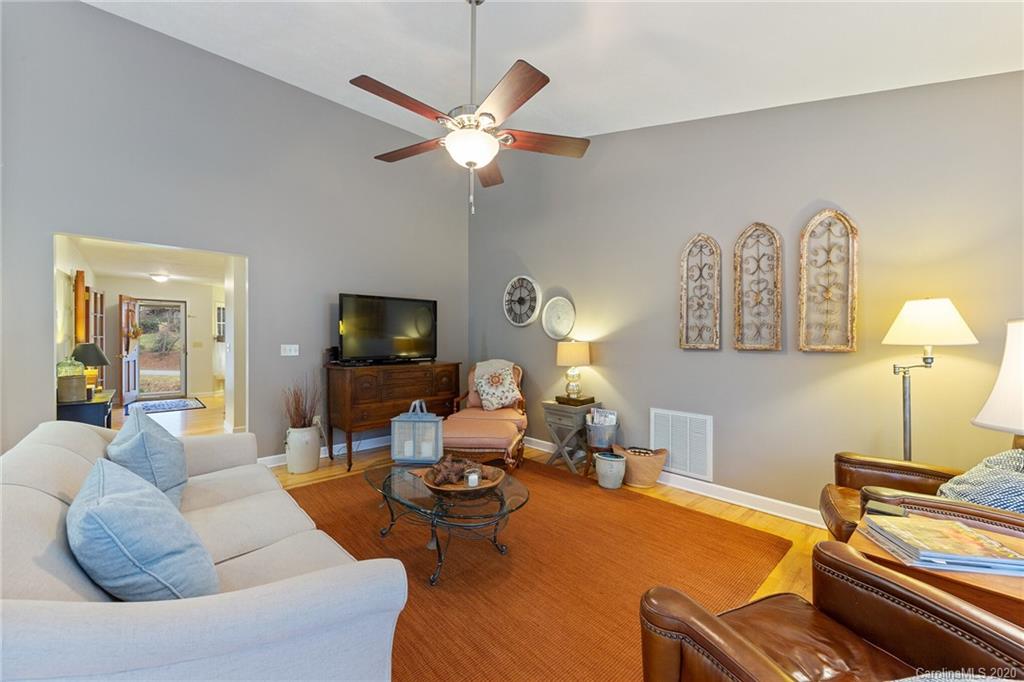 2304 Crymes Cove Road Waynesville, NC 28786 - Photo 10 of 28 Gallery Image 10