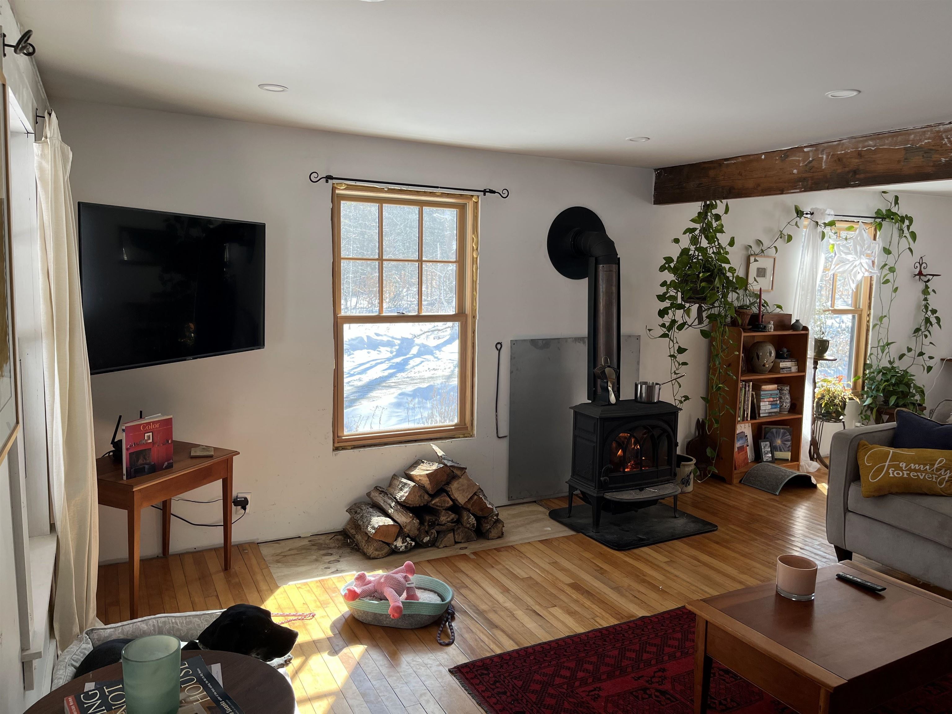 8 Old Stage Road Newfane, VT 05345 - Photo 12 of 32