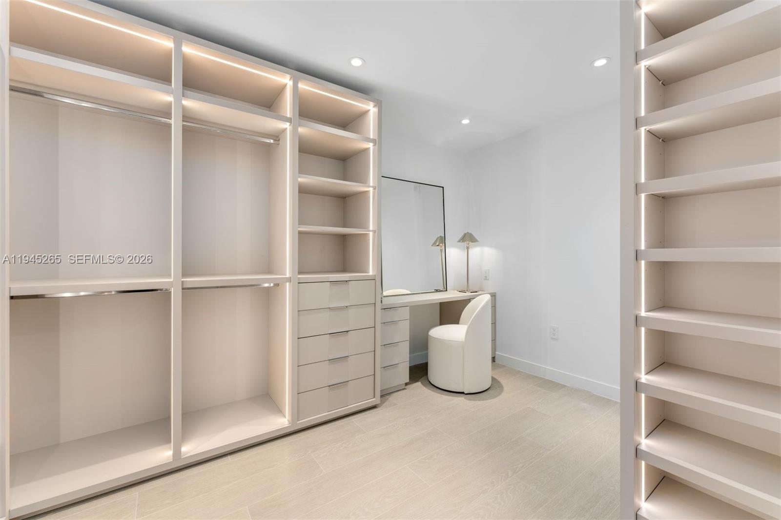 500 Alton Road, Unit 2105 Miami Beach, FL 33139 - Photo 19 of 44 a room with closet and window